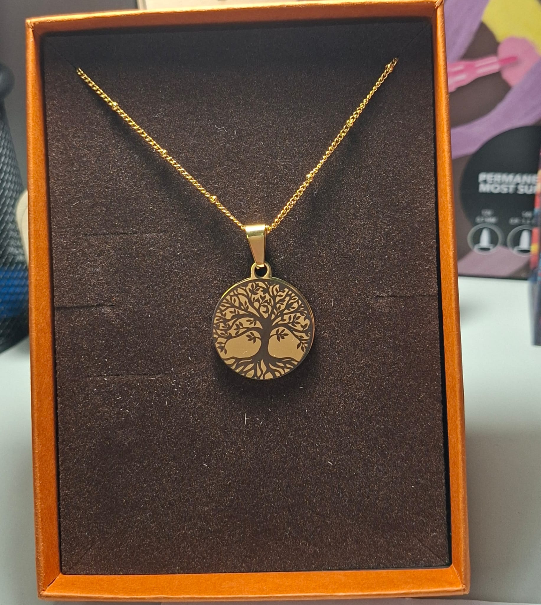 Collana personalizzata in acciaio incisa
